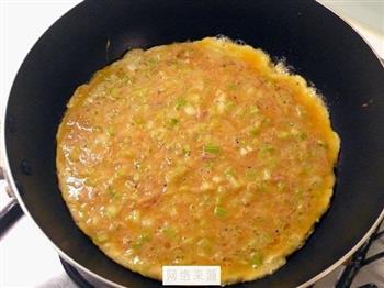 芹菜鲔鱼厚蛋煎的做法步骤6