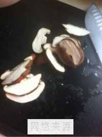 马兰头香菇肉包的做法步骤3
