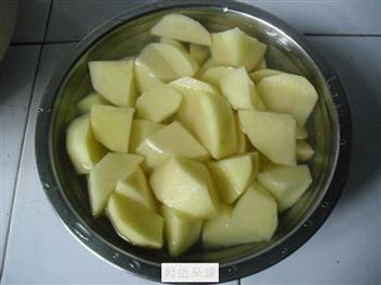 土豆烧排骨的做法步骤3