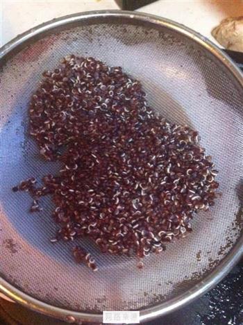 藜麦鲜虾色拉的做法步骤2