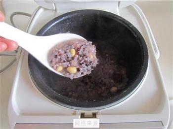 紫米葡萄粥的做法步骤6
