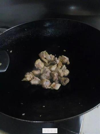 咖喱土豆鸡肉饭的做法步骤3