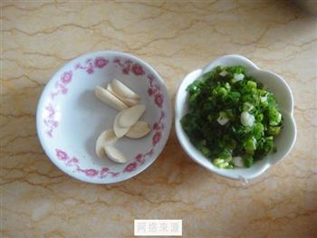 白灵菇榨菜炒肉丝的做法步骤2