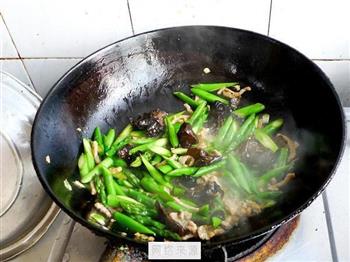 芦笋木耳炒肉的做法步骤10