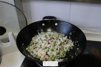 腊肉豌豆焖饭的做法步骤8
