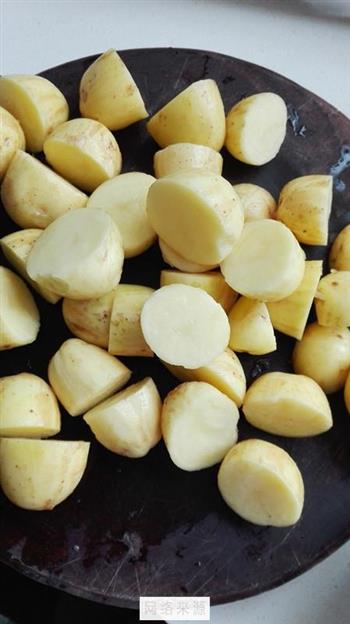 红烧小土豆的做法步骤2