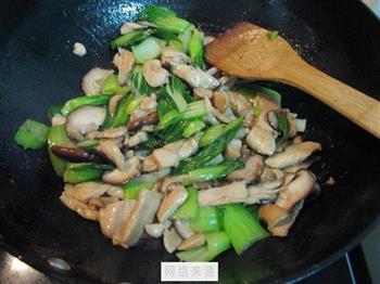 鸡肉香菇油菜的做法步骤12