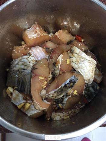 香煎糍粑鱼的做法步骤1