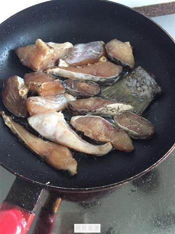香煎糍粑鱼的做法步骤2