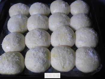 椰蓉白糖小面包的做法步骤7