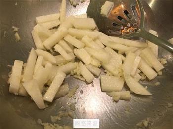 芦笋豆薯炒虾仁的做法步骤6