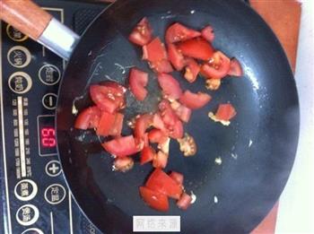 黄瓜西红柿炒面的做法图解7