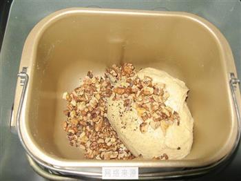 核桃椰浆全麦面包的做法步骤7