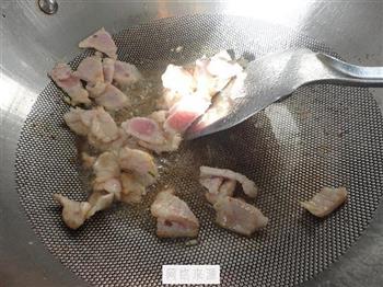 猪耳朵豆角炒肉的做法步骤6