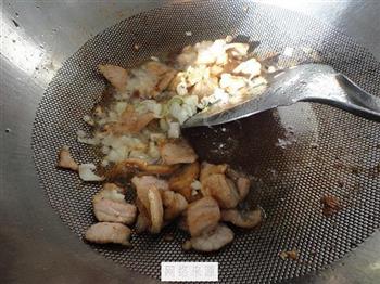 猪耳朵豆角炒肉的做法步骤7