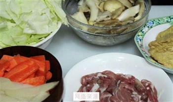 白菜豆腐锅的做法步骤1