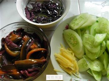 紫苏黄瓜烧黄鳝的做法图解1