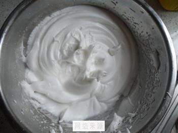 奶油霜杯子蛋糕的做法步骤7