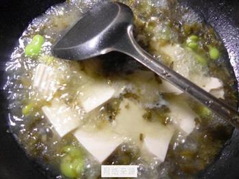 雪菜蚕豆豆腐羹的做法步骤6