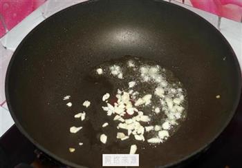 青椒炒蛋的做法步骤6