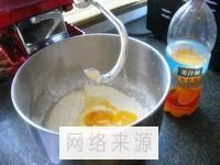 果粒橙花朵面包的做法步骤2