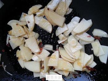 彩椒花菜炒土豆片的做法步骤5