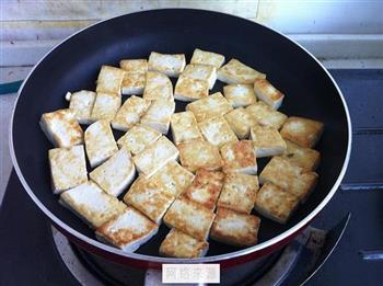 青椒圆葱烧豆腐的做法步骤4