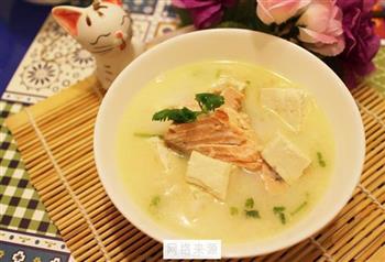 三文鱼牛奶豆腐汤的做法图解7