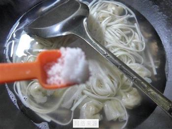 鲜虾小馄饨汤面的做法步骤5