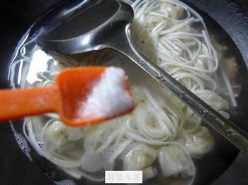 鲜虾小馄饨汤面的做法步骤6