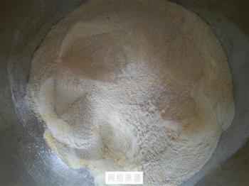 牛奶玉米发面饼的做法步骤2