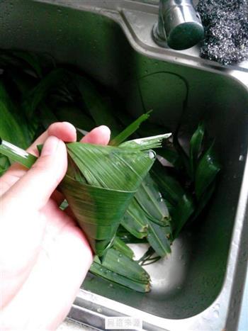 苇叶粽子的做法步骤3