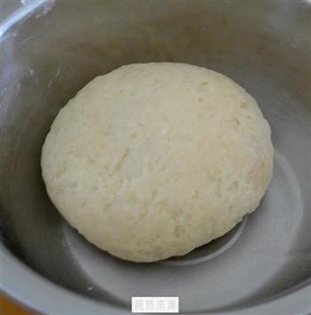 豆沙版老婆饼的做法步骤1