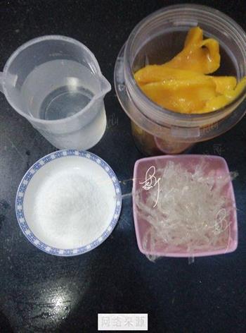 芒果冻酸奶杯的做法步骤5
