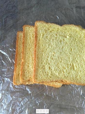 面包糠的做法步骤1