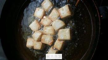 鱼头烧豆腐的做法步骤1
