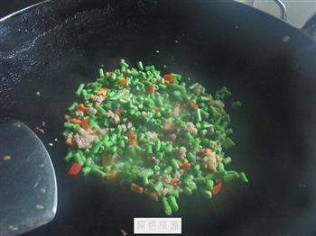 榄菜肉末炒豆角的做法图解8