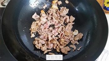 青椒炒肉片的做法步骤4