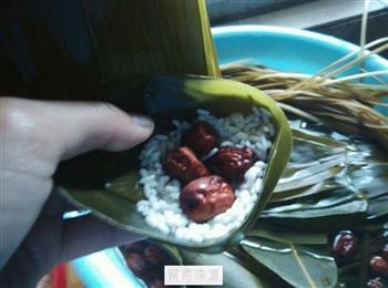 红枣糯米粽子的做法步骤6