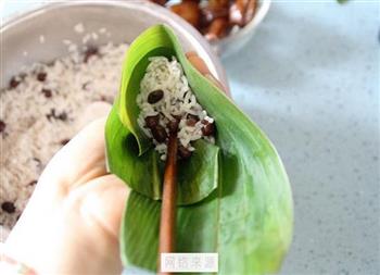 甜蜜的红豆蜜枣粽的做法步骤7