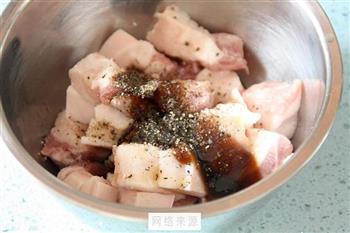 台式花菇烧肉粽的做法步骤2