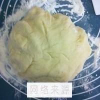 心形椰蓉面包的做法步骤9