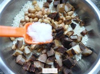 花生米酱肉糯米粽的做法步骤7
