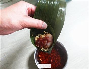 浓香味的腊肠粽的做法图解5