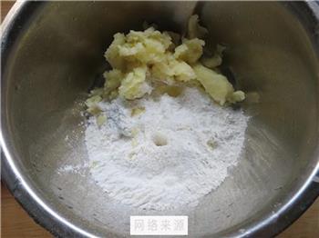 土豆糯米饼的做法步骤6
