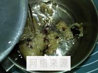 红豆腊肉粽子粥的做法步骤5