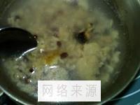 红豆腊肉粽子粥的做法步骤6