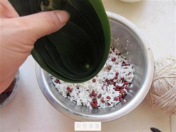红豆蜜枣粽子的做法图解5
