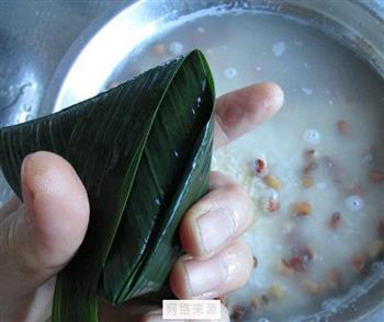 黄米核桃仁蜜枣粽的做法步骤12