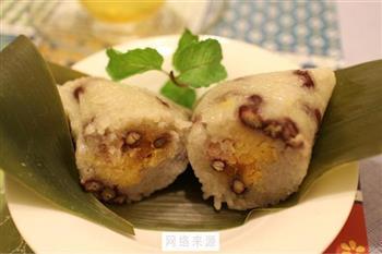 广东咸肉蛋黄粽子的做法步骤16